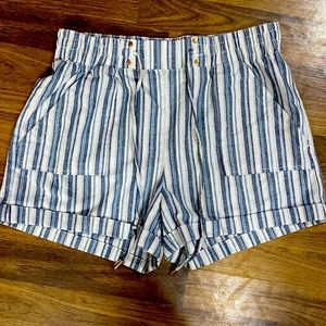 CI SONO linen collection shorts